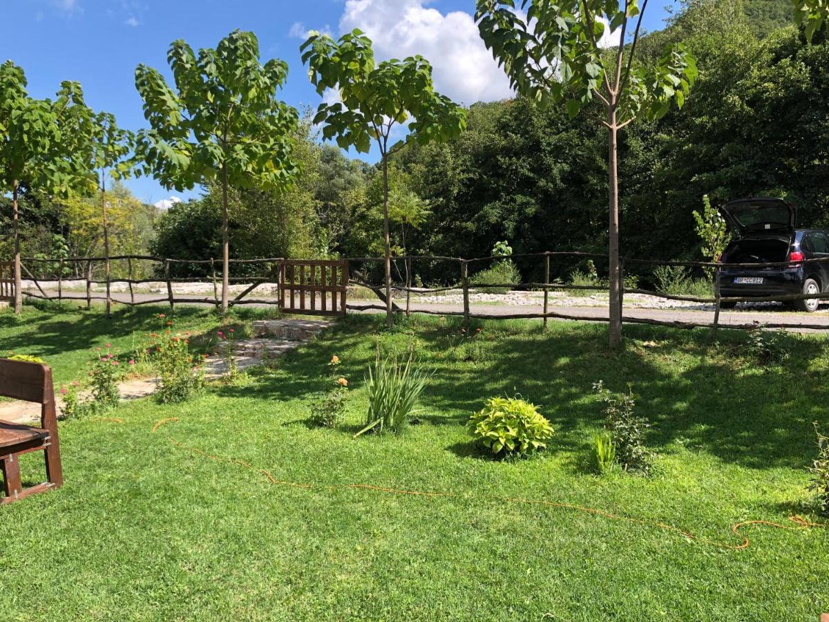 Orahovo Cottages Virpazar Eksteriør bilde